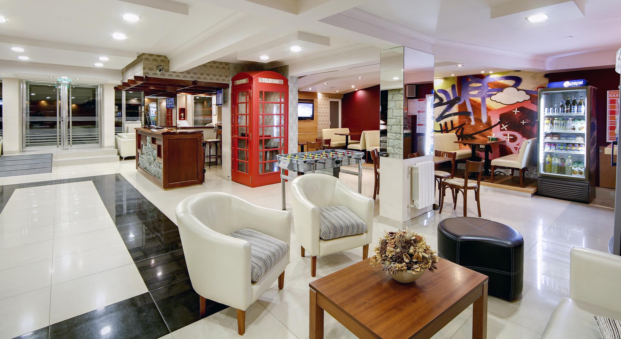 Cambria Hotel San Carlos de Bariloche Exterior photo